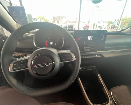 FIAT 600 POP 1.2 HYBRID DCT 110HP - AUTOMAAT - € 23.900