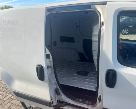FIAT NEW FIORINO SX 1.4 ESSENCE 77HP E6 - BTW AFTREKBAAR - € 6.800