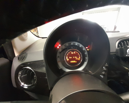 FIAT 500 500 1.2 8V LOUNGE