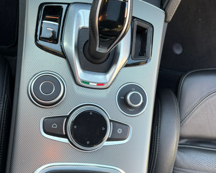 ALFA ROMEO STELVIO 2.0 AWD VELOCE - € 41.500
