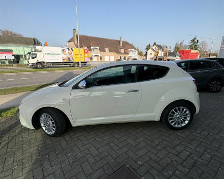 Alfa Romeo Mito 1.4 Exclusive - € 5.500