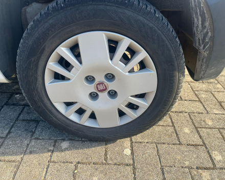 FIAT NEW FIORINO SX 1.4 ESSENCE 77HP E6 - BTW AFTREKBAAR - € 6.800