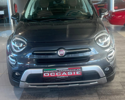 FIAT 500X 1.6 MJET - FULL OPTION + LEDER - BICOLORE - € 16.200