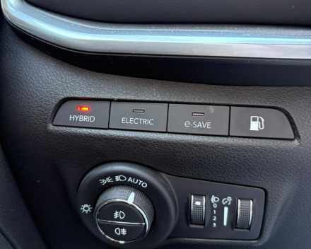 JEEP COMPASS PHEV 1.3 TURBO AWD Limited - € 18.000