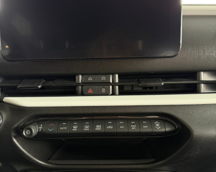 Fiat 600 1.2 Hybrid Icon Business - € 21.500