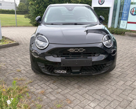 FIAT 600 1.2 HYBRID DCT - € 21.200
