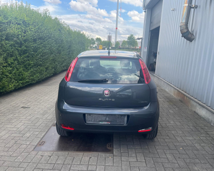 FIAT PUNTO 1.2 BENZINE