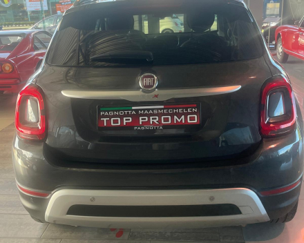 FIAT 500X 1.6 MJET - FULL OPTION + LEDER - BICOLORE - € 16.200