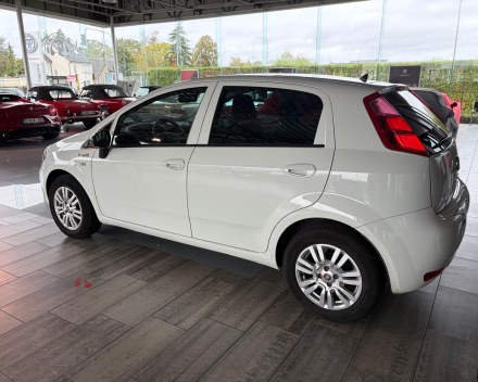 FIAT PUNTO 1.2 YOUNG - € 6500