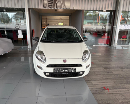 FIAT PUNTO 1.2 YOUNG - € 6500