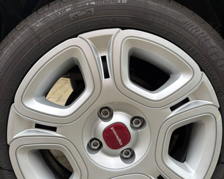 Fiat new Panda 1.0 Hybrid - € 13.900