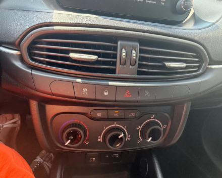 FIAT TIPO 1.4i Mirror Business - € 8.500