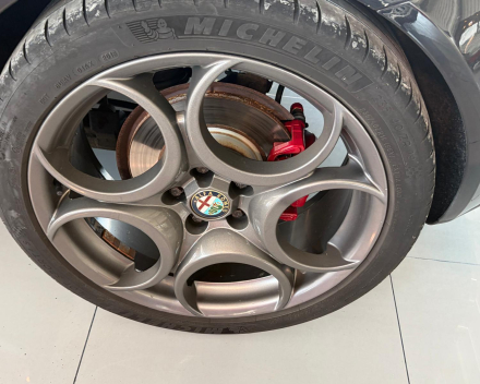 ALFA ROMEO SPIDER 2.0 JTD - € 9.900