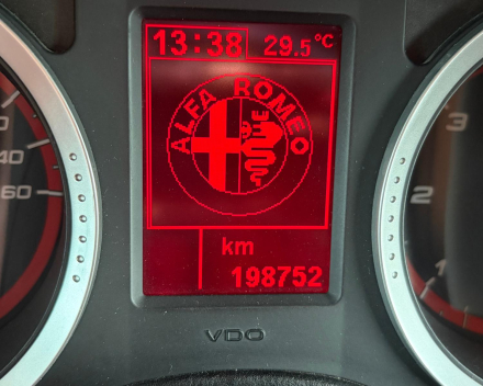 ALFA ROMEO SPIDER 2.0 JTD - € 9.900